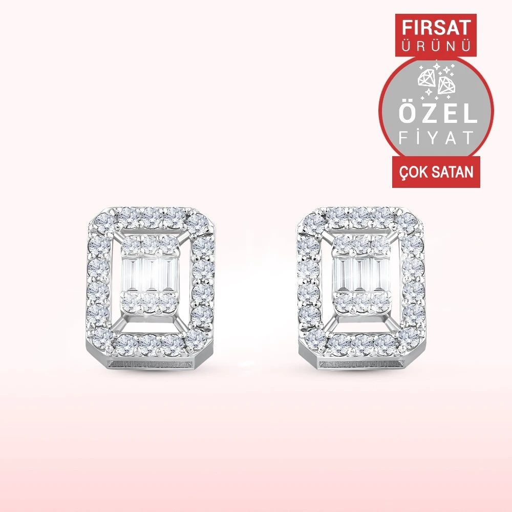 0,37 Karat Pırlantalı Baget Küpe