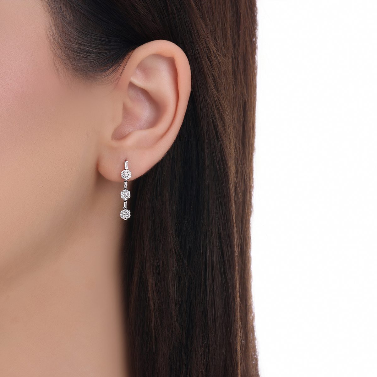 0,59 Karat Pırlantalı Küpe