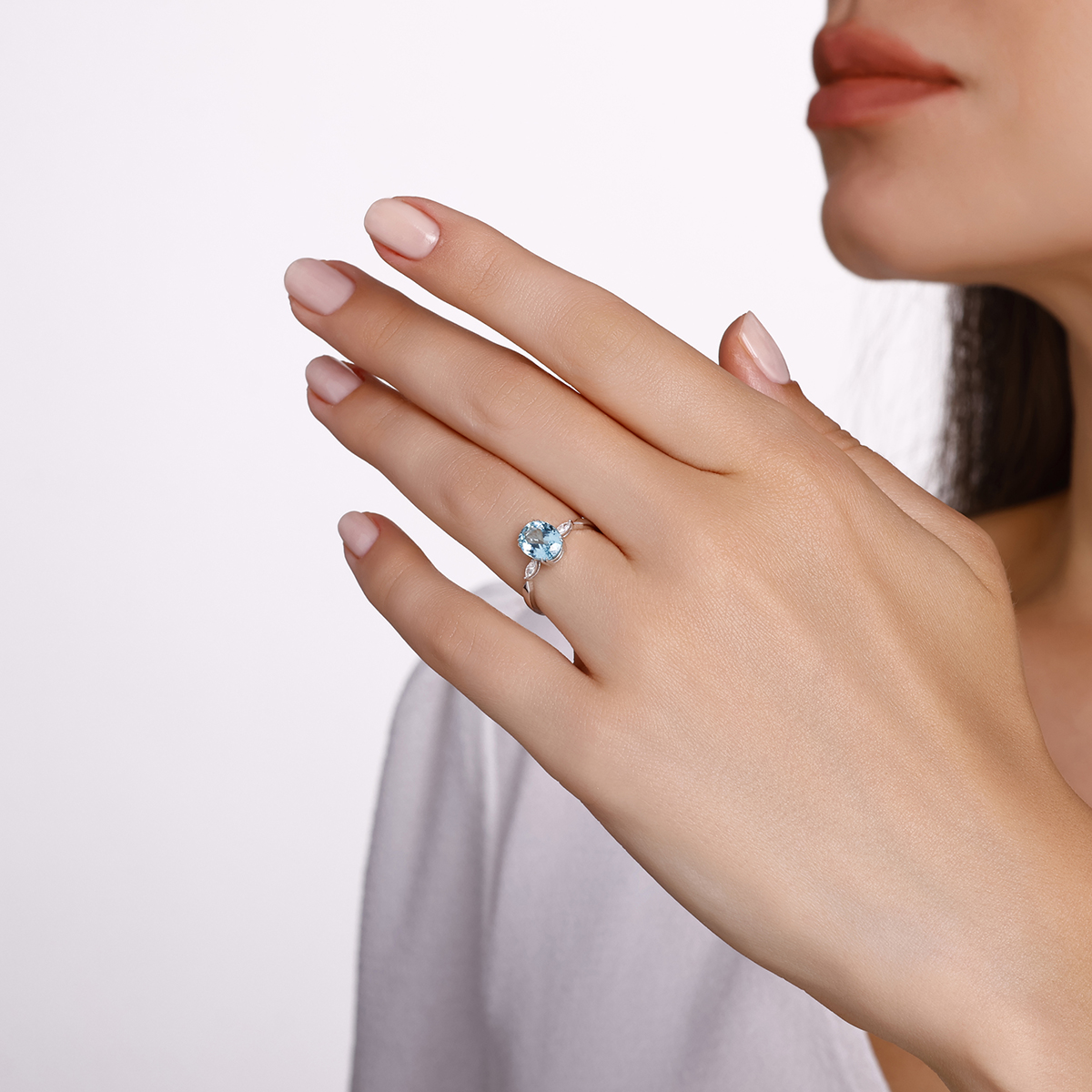 2,37 Karat Pırlantalı Renkli Taşlı Yüzük